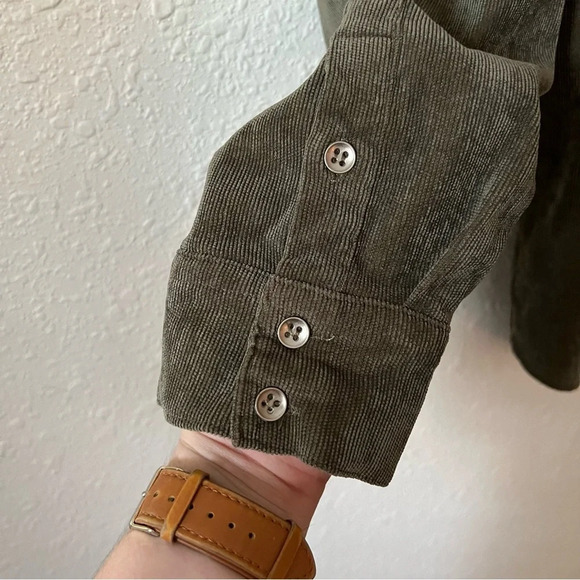 Skies are Blue Corduroy Button Up Shirt Jacket Olive Green Size Medium - Picture 3 of 9